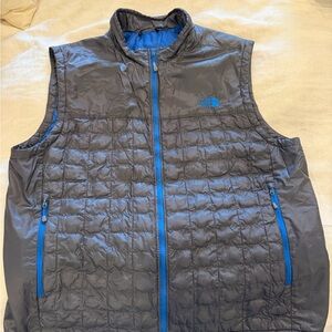 The North Face Men's Black and Blue Quilted Vest Thermoball